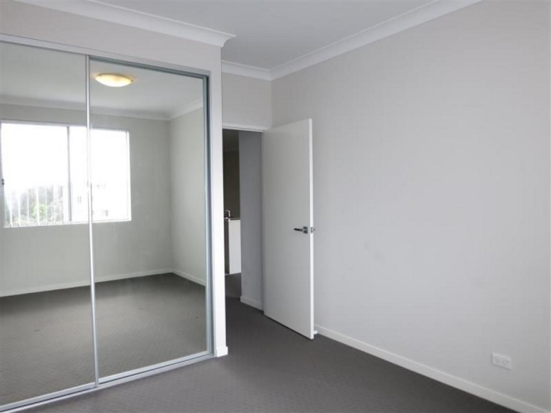 32/29-33 Darcy Road, Westmead NSW 2145